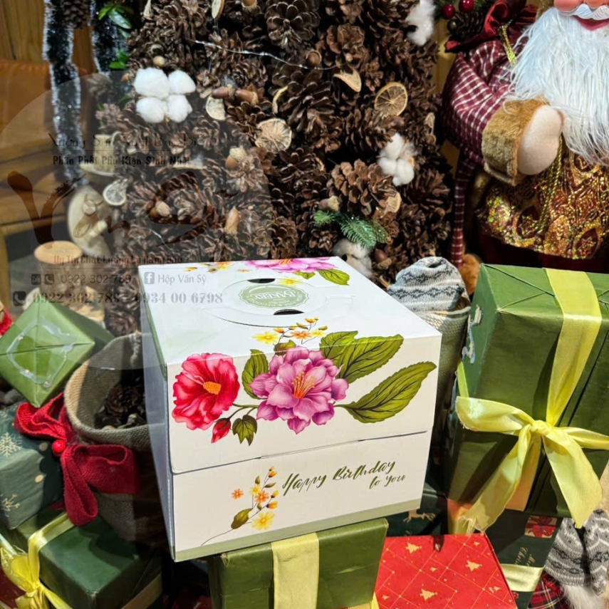 Hộp bánh sinh nhật mã Hoa Tím