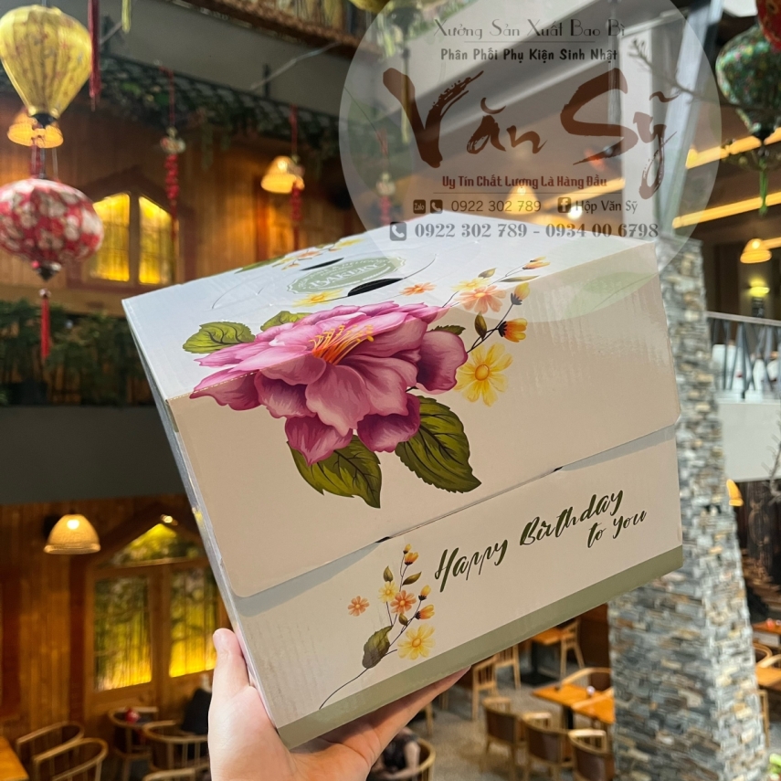 Hộp bánh sinh nhật mã Hoa Tím