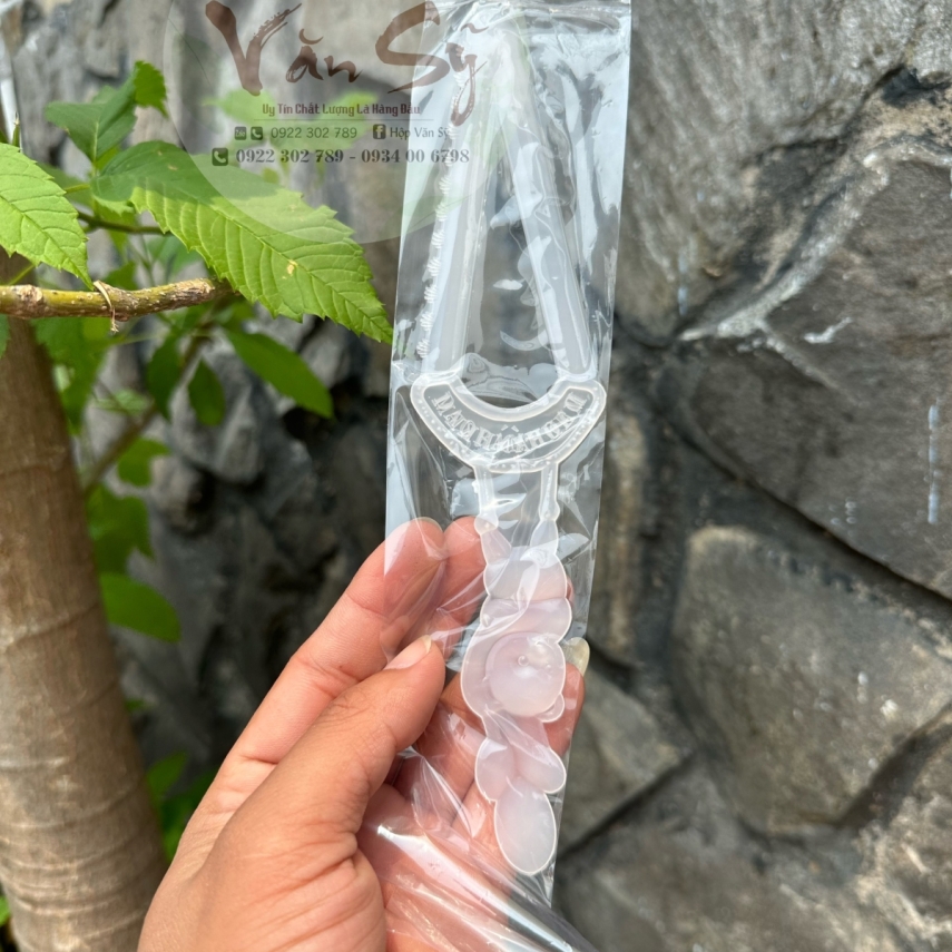 Dao Nhựa Cắt Bánh Sinh Nhật - Bánh Kem