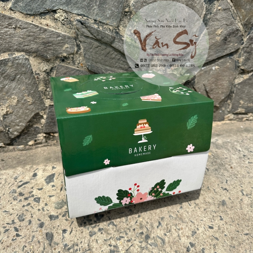 Hộp Bánh Kem Cao 18cm mẫu Xanh Lá L2