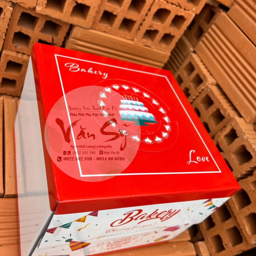 Hộp Bánh Kem Cao 18cm mẫu Đỏ - L2