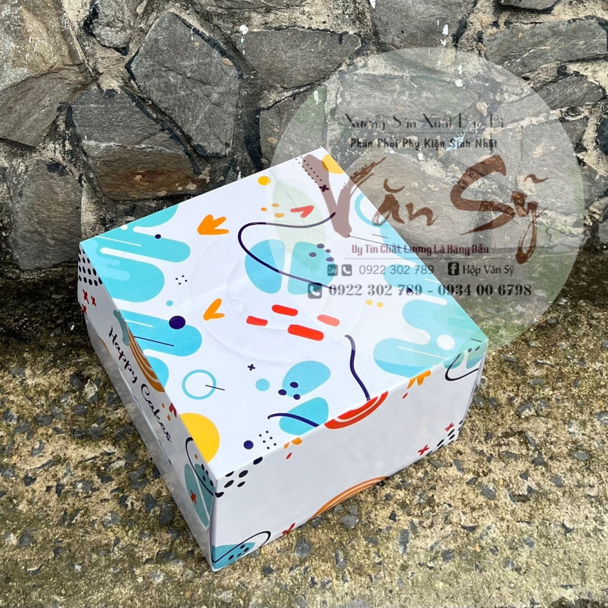 Hộp Bánh Kem Cao 18cm mã Ngũ Sắc - L2