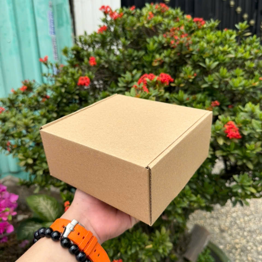 Hộp Ship COD Giá Rẻ, Hộp Carton Ship COD, Hộp Đóng Hàng COD, Hộp Giao Hàng Online, Hộp Ship Hàng Nhanh, Hộp Carton Đóng Gói, Hộp Ship COD Siêu Rẻ, Hộp Đóng Hàng Chuẩn Shop, Hộp Ship COD Chống Sốc, Hộp Carton 3 Lớp Giá Tốt, Hộp Ship COD Chất Lượng Cao
