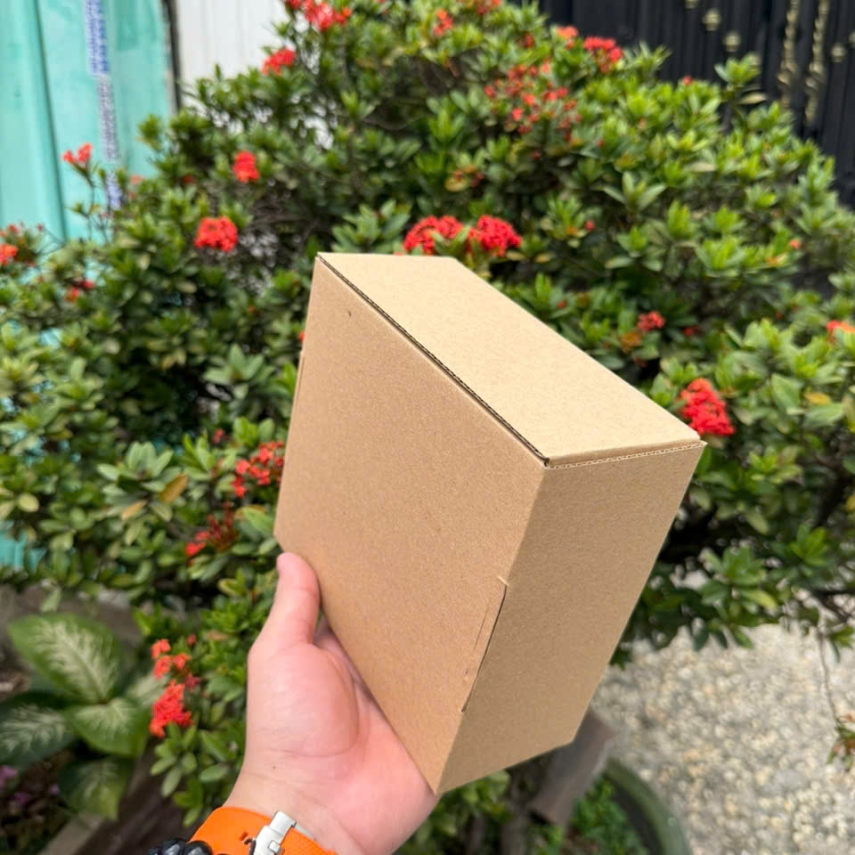 Hộp Ship COD Giá Rẻ, Hộp Carton Ship COD, Hộp Đóng Hàng COD, Hộp Giao Hàng Online, Hộp Ship Hàng Nhanh, Hộp Carton Đóng Gói, Hộp Ship COD Siêu Rẻ, Hộp Đóng Hàng Chuẩn Shop, Hộp Ship COD Chống Sốc, Hộp Carton 3 Lớp Giá Tốt, Hộp Ship COD Chất Lượng Cao